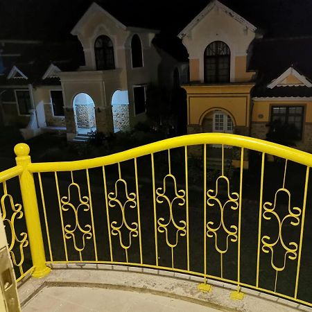 Villa Wubao Kota Bunga 3 Kamar Harga Budget Cinengangirang Eksteriør billede